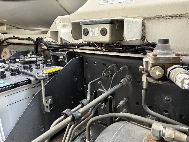 いすゞ ミキサー フォワード|中古トラックの販売・買取・査定のアイナビ