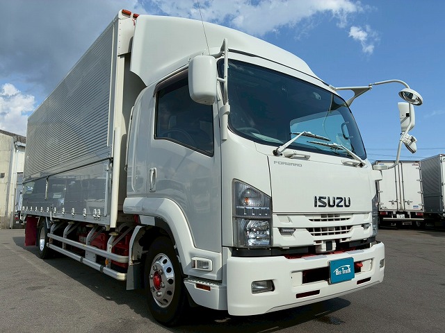 保証対象車フルキャブ日本フルハーフラッシング210馬力|中古トラックの販売・買取・査定のアイナビ