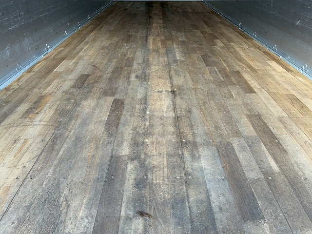 保証対象車フルキャブ日本フルハーフラッシング210馬力|中古トラックの販売・買取・査定のアイナビ