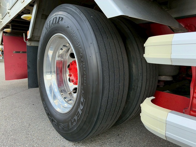 保証対象車フルキャブ日本フルハーフラッシング210馬力|中古トラックの販売・買取・査定のアイナビ