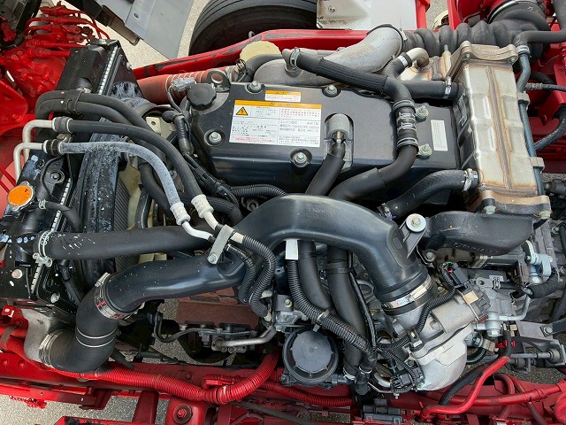 保証対象車フルキャブ日本フルハーフラッシング210馬力|中古トラックの販売・買取・査定のアイナビ