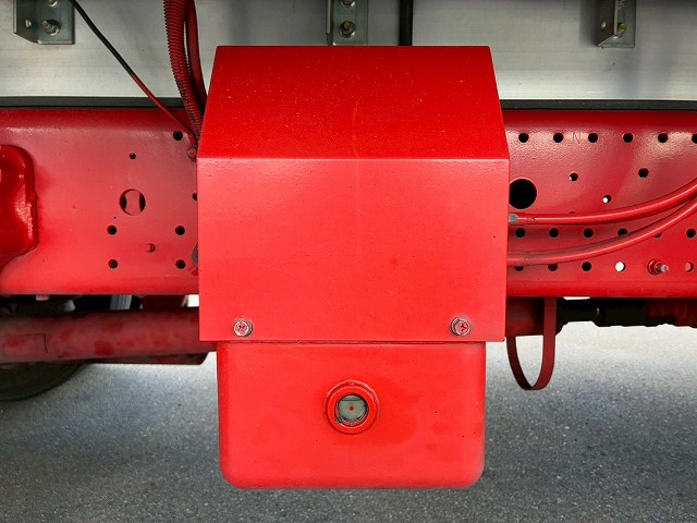 保証対象車フルキャブ日本フルハーフラッシング210馬力|中古トラックの販売・買取・査定のアイナビ