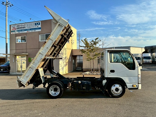 新明和工業フルフラットロースムーサーExAT2t5t土砂ダンプ|中古トラックの販売・買取・査定のアイナビ