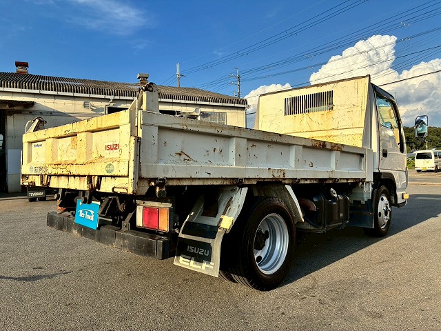 新明和工業フルフラットロースムーサーExAT2t5t土砂ダンプ|中古トラックの販売・買取・査定のアイナビ