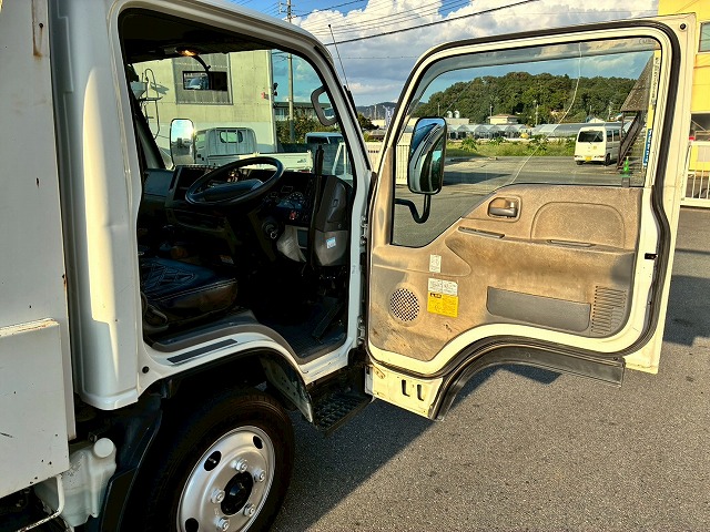 新明和工業フルフラットロースムーサーExAT2t5t土砂ダンプ|中古トラックの販売・買取・査定のアイナビ