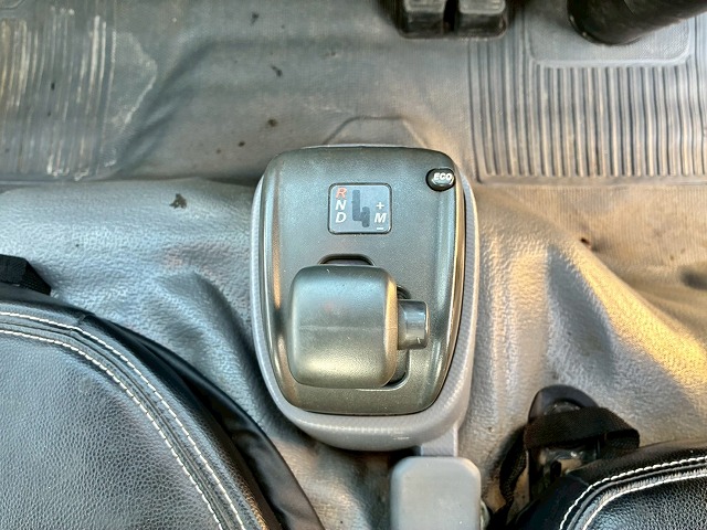 新明和工業フルフラットロースムーサーExAT2t5t土砂ダンプ|中古トラックの販売・買取・査定のアイナビ