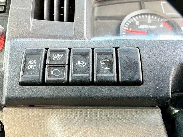 新明和工業フルフラットロースムーサーExAT2t5t土砂ダンプ|中古トラックの販売・買取・査定のアイナビ