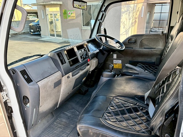 新明和工業フルフラットロースムーサーExAT2t5t土砂ダンプ|中古トラックの販売・買取・査定のアイナビ