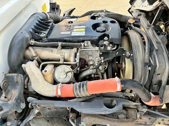 新明和工業フルフラットロースムーサーExAT2t5t土砂ダンプ|中古トラックの販売・買取・査定のアイナビ