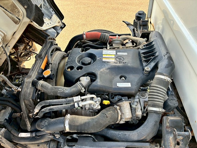 新明和工業フルフラットロースムーサーExAT2t5t土砂ダンプ|中古トラックの販売・買取・査定のアイナビ