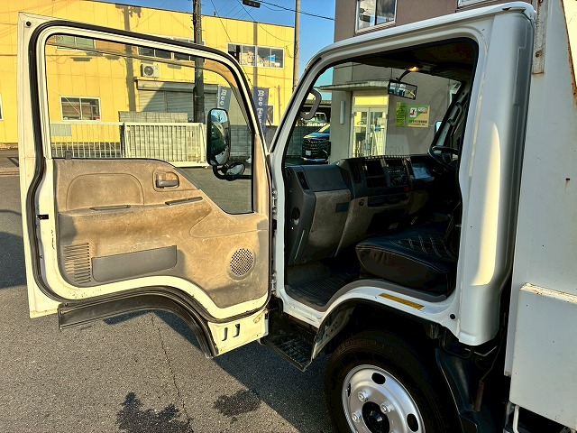 新明和工業フルフラットロースムーサーExAT2t5t土砂ダンプ|中古トラックの販売・買取・査定のアイナビ