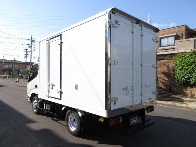 日野 バン車 デュトロ|中古トラックの販売・買取・査定のアイナビ