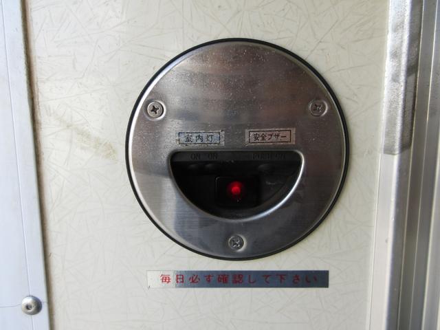 日野 バン車 デュトロ|中古トラックの販売・買取・査定のアイナビ