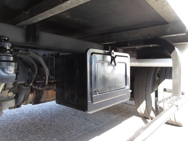 日野 バン車 デュトロ|中古トラックの販売・買取・査定のアイナビ