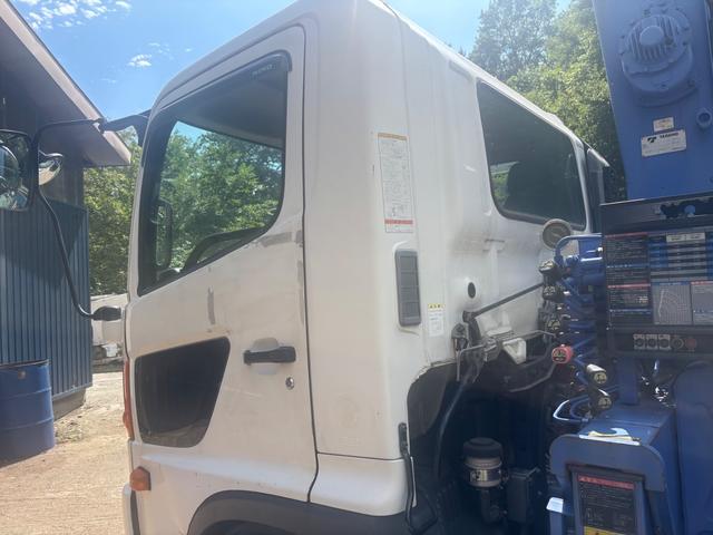 日野|中古トラックの販売・買取・査定のアイナビ