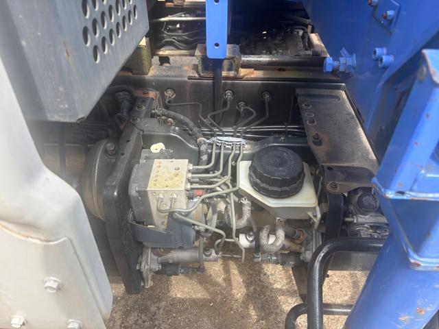 日野|中古トラックの販売・買取・査定のアイナビ