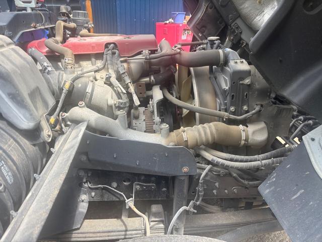 日野|中古トラックの販売・買取・査定のアイナビ