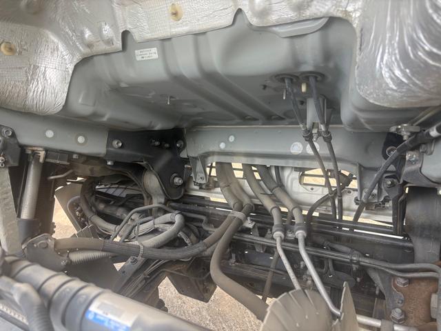 日野|中古トラックの販売・買取・査定のアイナビ