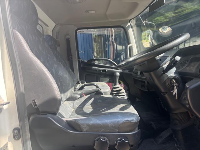 日野|中古トラックの販売・買取・査定のアイナビ