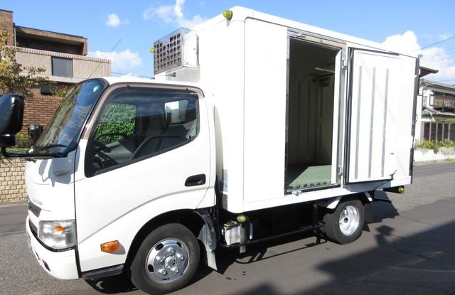 日野 バン車 デュトロ|中古トラックの販売・買取・査定のアイナビ