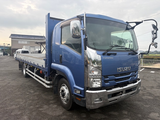 平成27年式 いすゞ アルミ平ボディー エアサス|中古トラックの販売・買取・査定のアイナビ
