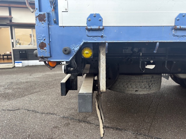 平成27年式 いすゞ アルミ平ボディー エアサス|中古トラックの販売・買取・査定のアイナビ