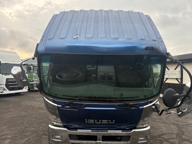 平成27年式 いすゞ アルミ平ボディー エアサス|中古トラックの販売・買取・査定のアイナビ