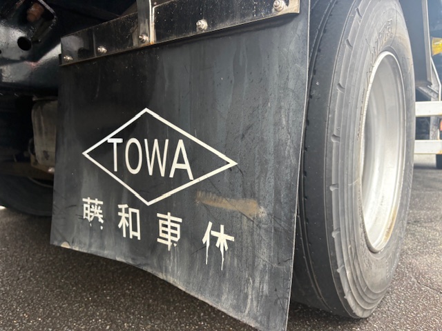 平成27年式 いすゞ アルミ平ボディー エアサス|中古トラックの販売・買取・査定のアイナビ