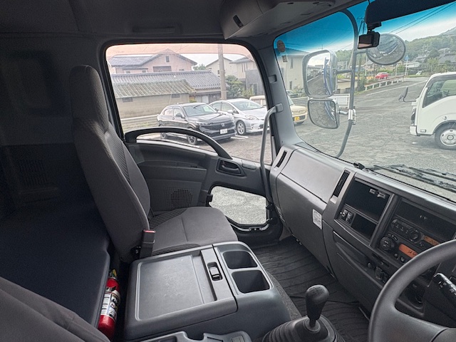 平成27年式 いすゞ アルミ平ボディー エアサス|中古トラックの販売・買取・査定のアイナビ