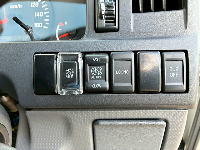 10尺ボディ標準幅150馬力6速MT5t限定・準中型免許|中古トラックの販売・買取・査定のアイナビ