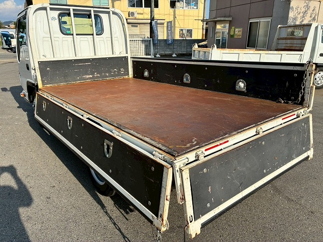 10尺ボディ標準幅150馬力6速MT5t限定・準中型免許|中古トラックの販売・買取・査定のアイナビ