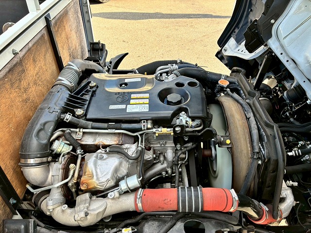 10尺ボディ標準幅150馬力6速MT5t限定・準中型免許|中古トラックの販売・買取・査定のアイナビ