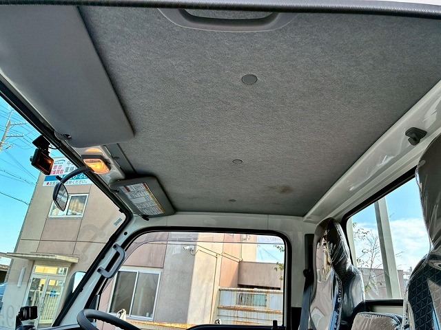 10尺ボディ標準幅150馬力6速MT5t限定・準中型免許|中古トラックの販売・買取・査定のアイナビ