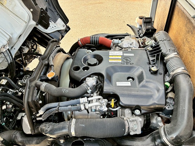 10尺ボディ標準幅150馬力6速MT5t限定・準中型免許|中古トラックの販売・買取・査定のアイナビ