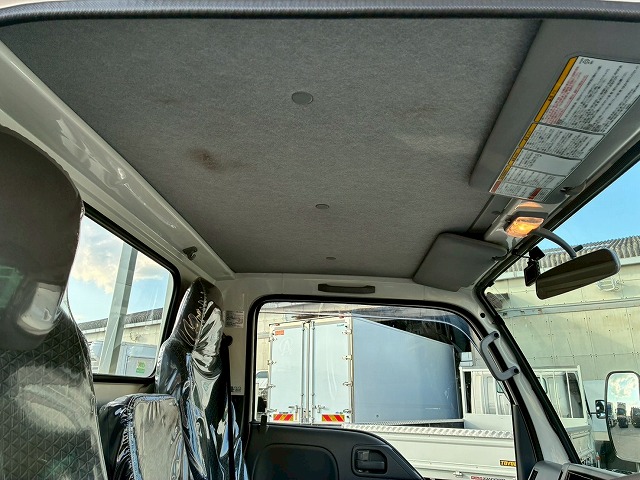 10尺ボディ標準幅150馬力6速MT5t限定・準中型免許|中古トラックの販売・買取・査定のアイナビ