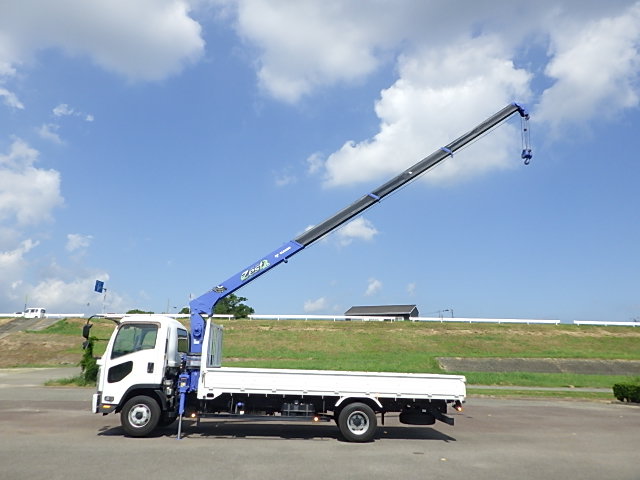 いすゞ 令和1年式 クレーン付き平ボディ 車検付き|中古トラックの販売・買取・査定のアイナビ