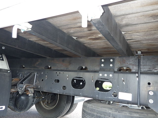 いすゞ 令和1年式 クレーン付き平ボディ 車検付き|中古トラックの販売・買取・査定のアイナビ