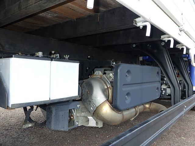 いすゞ 令和1年式 クレーン付き平ボディ 車検付き|中古トラックの販売・買取・査定のアイナビ