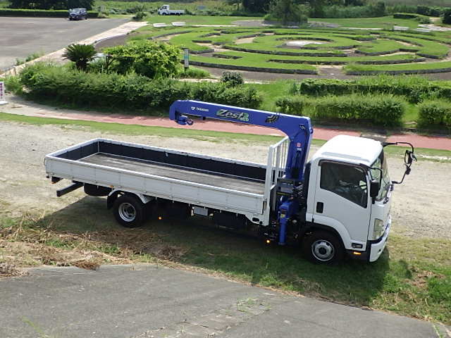 いすゞ 令和1年式 クレーン付き平ボディ 車検付き|中古トラックの販売・買取・査定のアイナビ