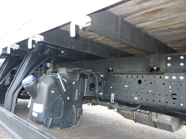 いすゞ 令和1年式 クレーン付き平ボディ 車検付き|中古トラックの販売・買取・査定のアイナビ