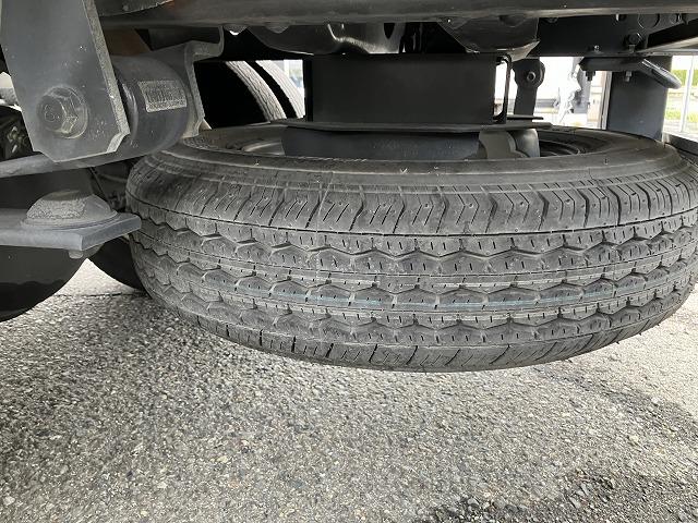 マツダ バン車|中古トラックの販売・買取・査定のアイナビ