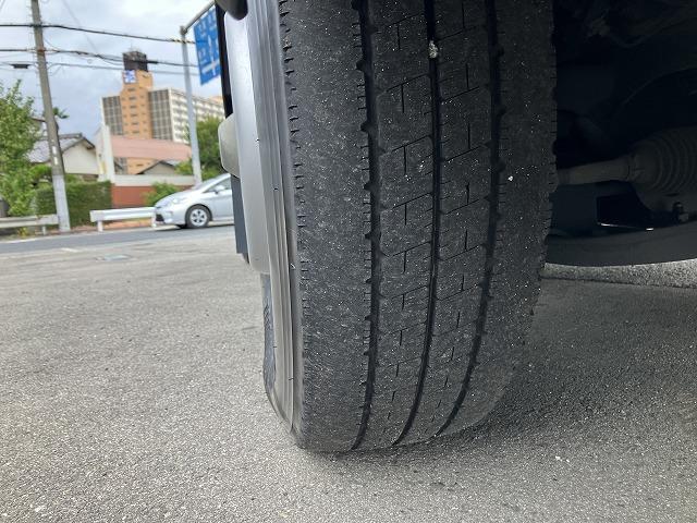 マツダ バン車|中古トラックの販売・買取・査定のアイナビ