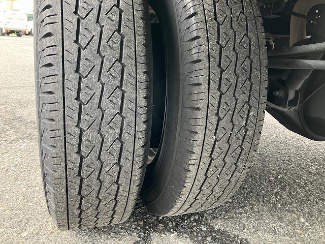 マツダ バン車|中古トラックの販売・買取・査定のアイナビ