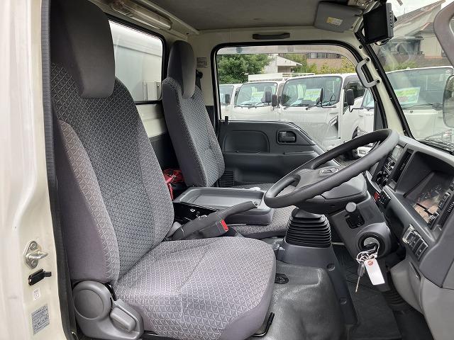 マツダ バン車|中古トラックの販売・買取・査定のアイナビ