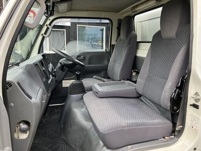 マツダ バン車|中古トラックの販売・買取・査定のアイナビ