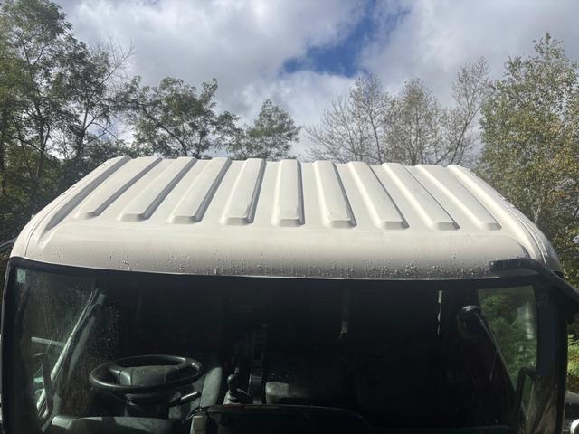 日野|中古トラックの販売・買取・査定のアイナビ