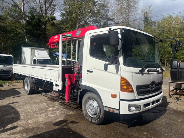 日野|中古トラックの販売・買取・査定のアイナビ