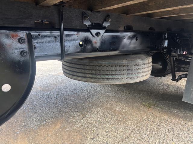 日野|中古トラックの販売・買取・査定のアイナビ