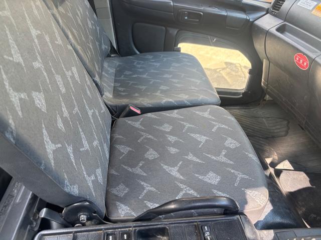 日野|中古トラックの販売・買取・査定のアイナビ