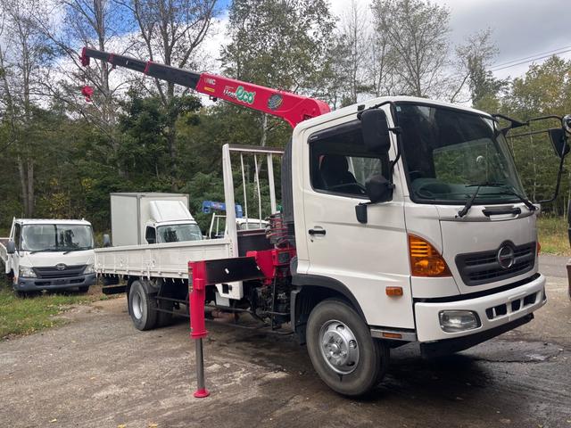 日野|中古トラックの販売・買取・査定のアイナビ